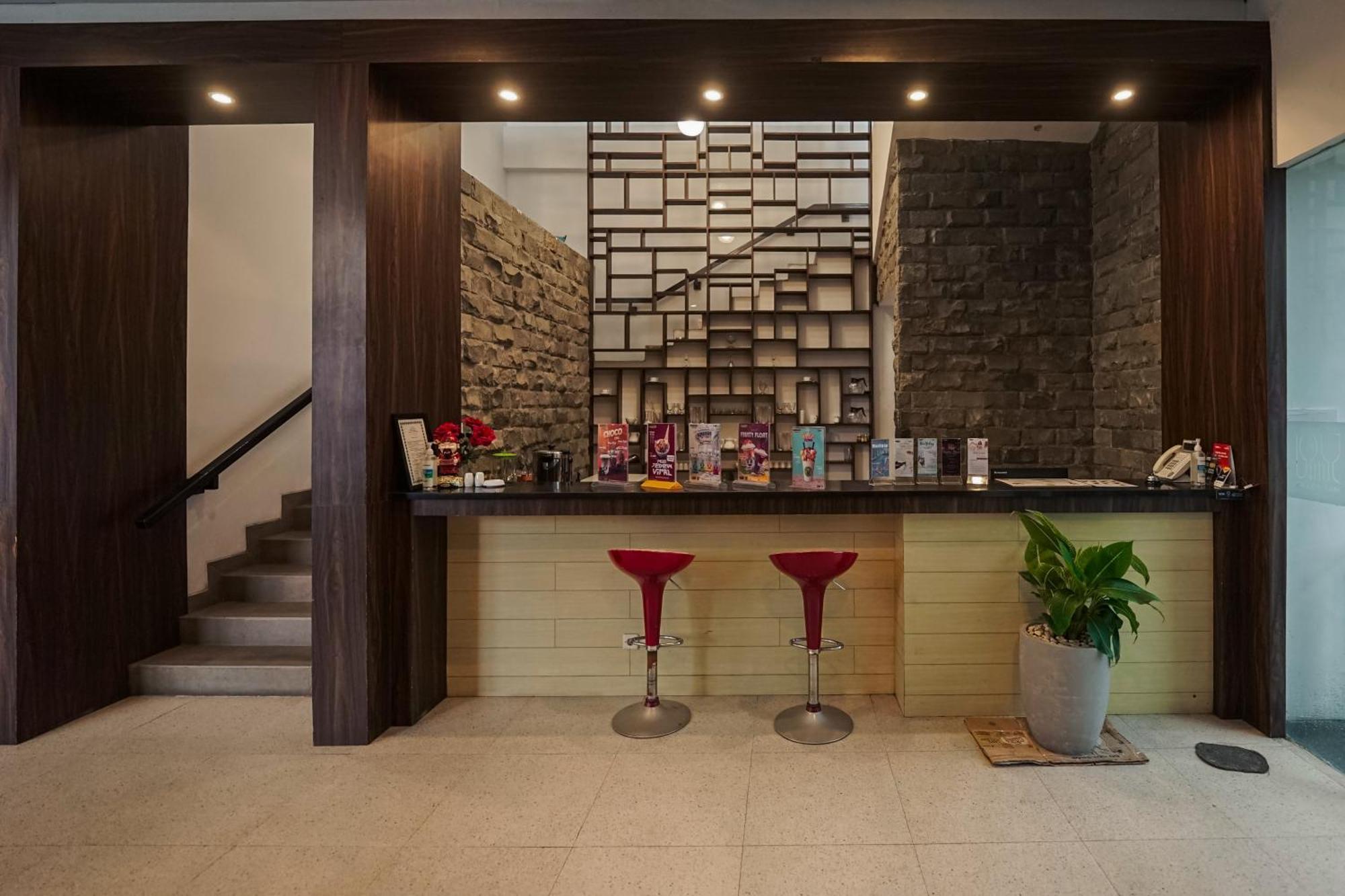MaxOneHotels at Belstar Belitung Tanjung Pandan Exterior foto